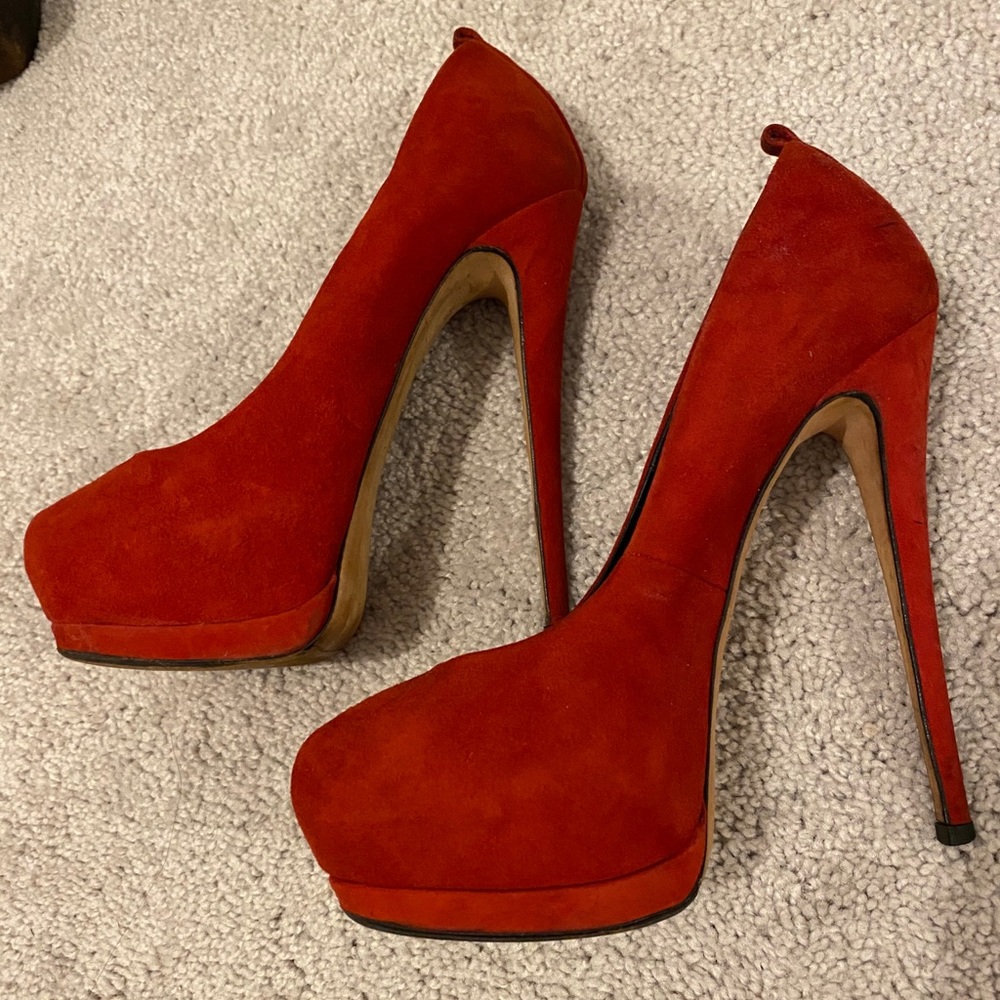 Giuseppe Zanotti red suede platform pump